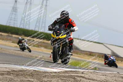 media/May-26-2025-Lets Ride (Mon) [[3bf1de1d65]]/B Group/1220pm (Wheelie Bump)/